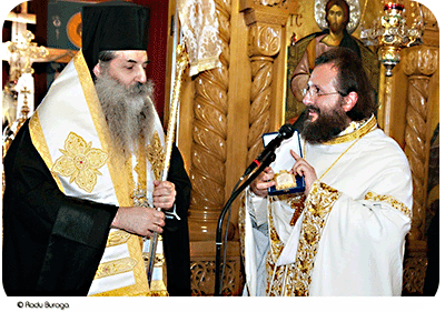 Η «Σύναξη Κληρικών και Μοναχών» προς τον Μητροπολίτη Πειραιώς, υπέρ του Πρωτοπρεσβυτέρου π. Ματθαίου Βουλκανέσκου